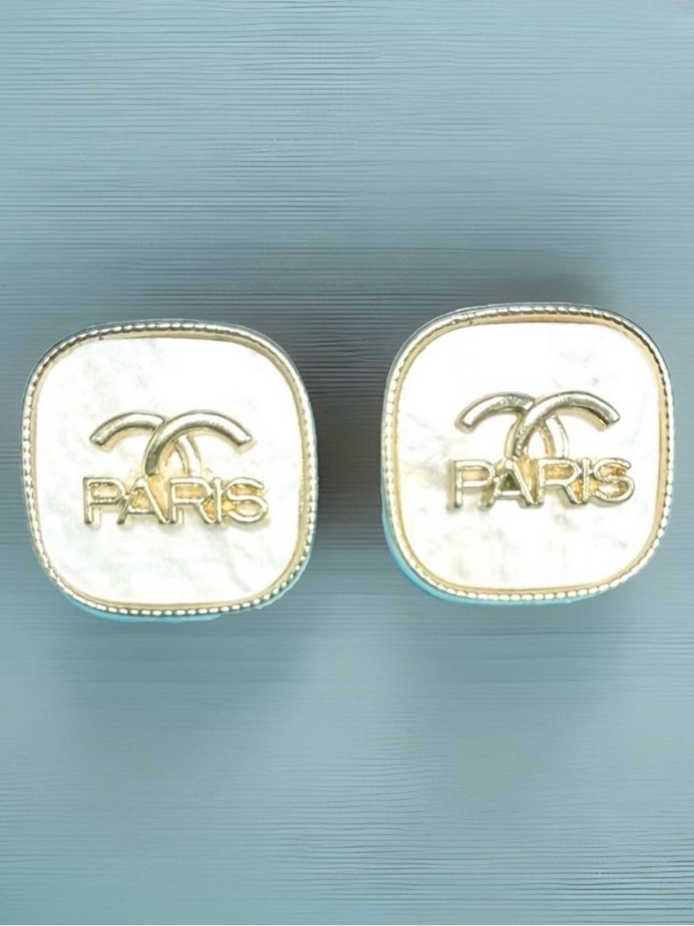 Delicate and beautiful summer earring